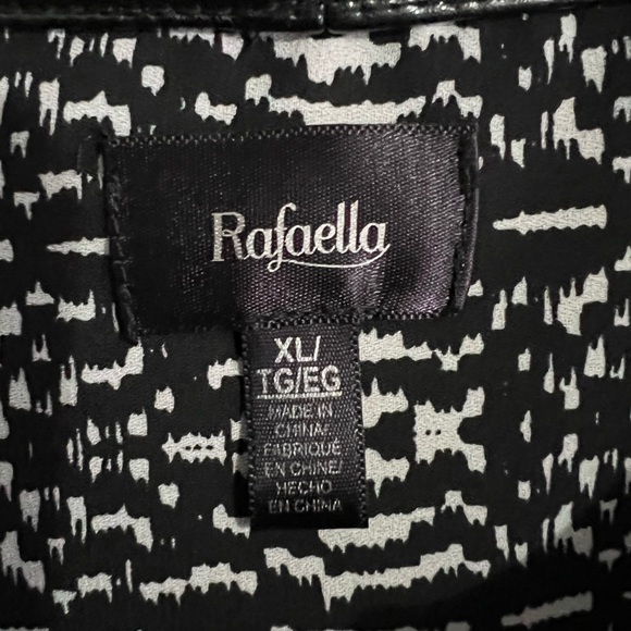 Shirt - Picture 2 of 2